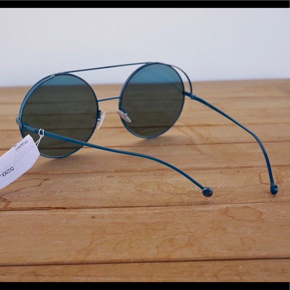 FENDI Runaway Sunglasses. NWT. - Picture 5 of 7